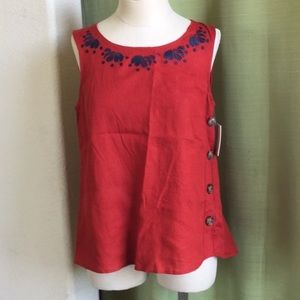 Woman’s Linen Top